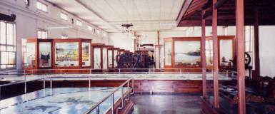 ����������: �يԍۂɋ삯���񂾂̂Ől�e�͂܂΂�