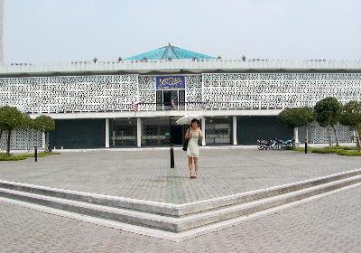 �������X�N�̑O��