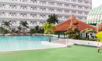 Nikko Jakarta Pool side