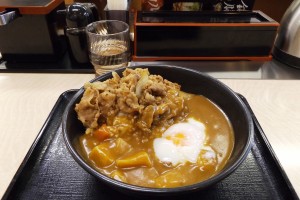 半玉牛カレー