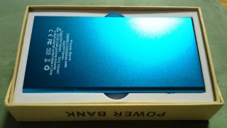 モバイルバッテリー：包装を開けたところ｜Power Bank