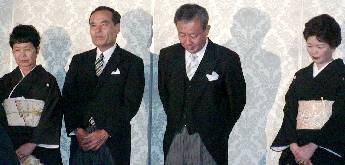 ���b�Z�[�W�𕷂����Ƃ̂����e�B